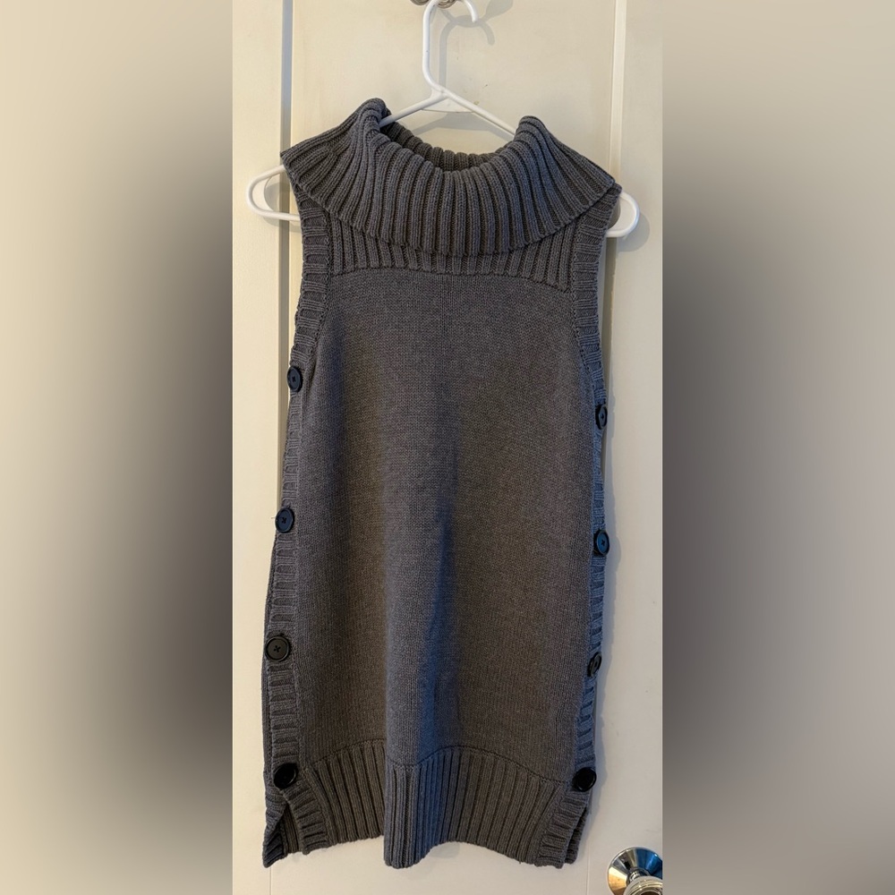 Kenneth Cole Reaction Charcoal Sleeveless Turtleneck Sweater